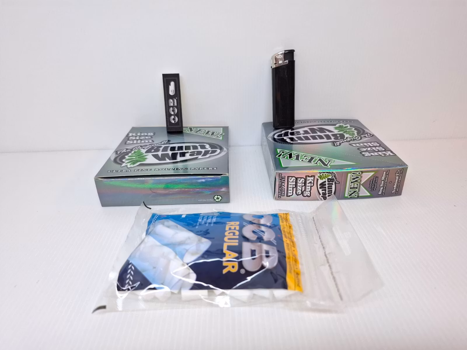 TVÅ DISPLAY: Bluntwrap Slims + tillbehör