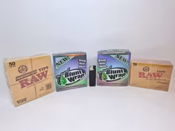 Två Displays Bluntwrap Slims + En Display RAW Filtertips