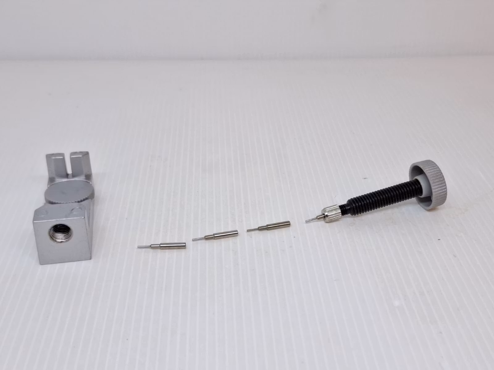 Länkborttagare för armband (aluminium)