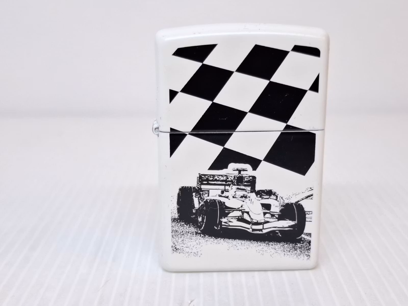 Zippotändare Formula One F1 + Stift