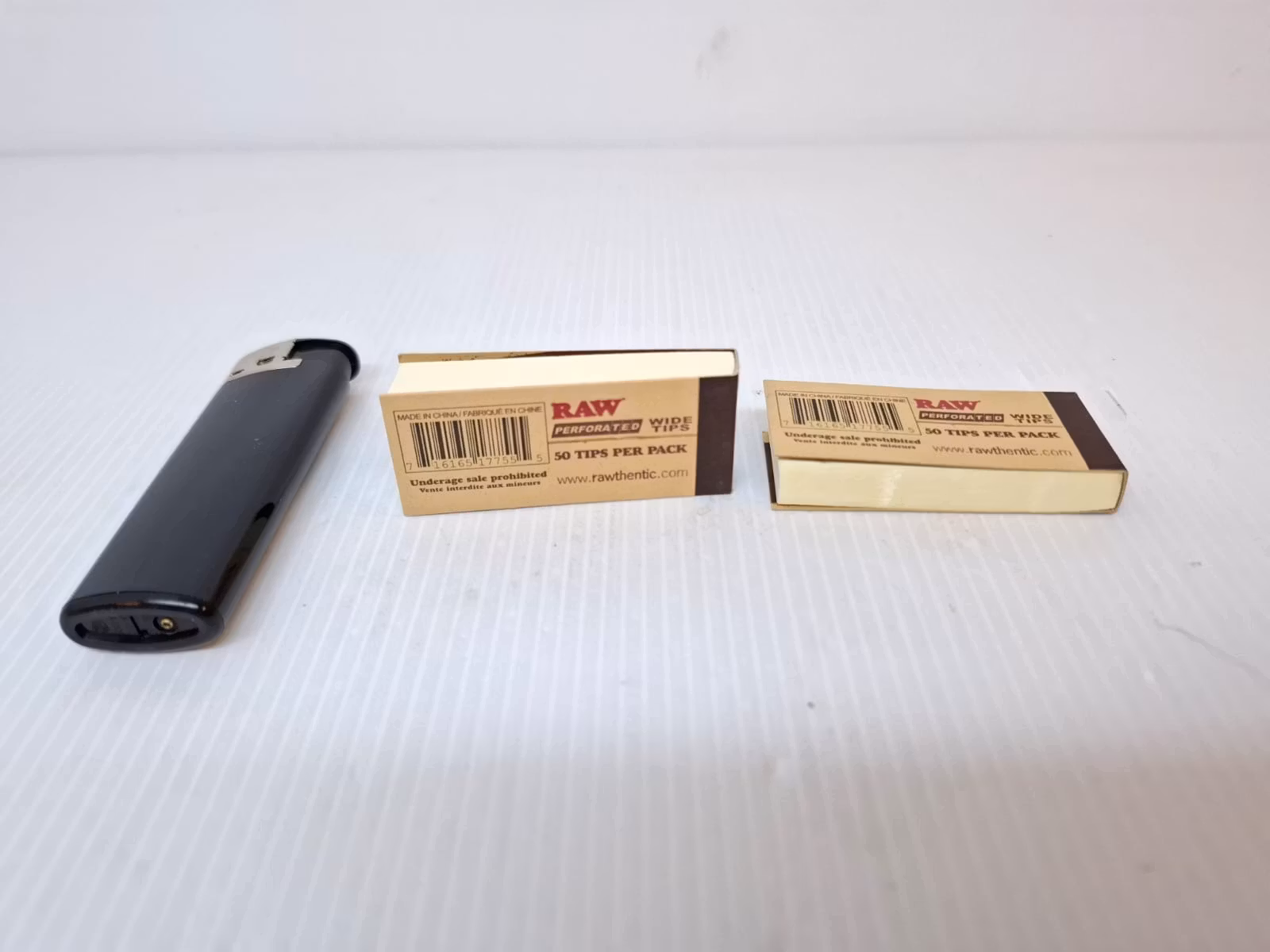 TVÅ DISPLAY: Bluntwrap Slims + tillbehör