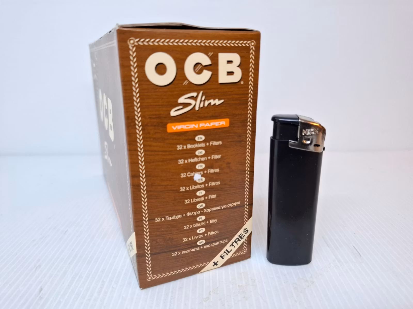 DISPLAY: OCB Kingsize Slim Unbleached + Filter