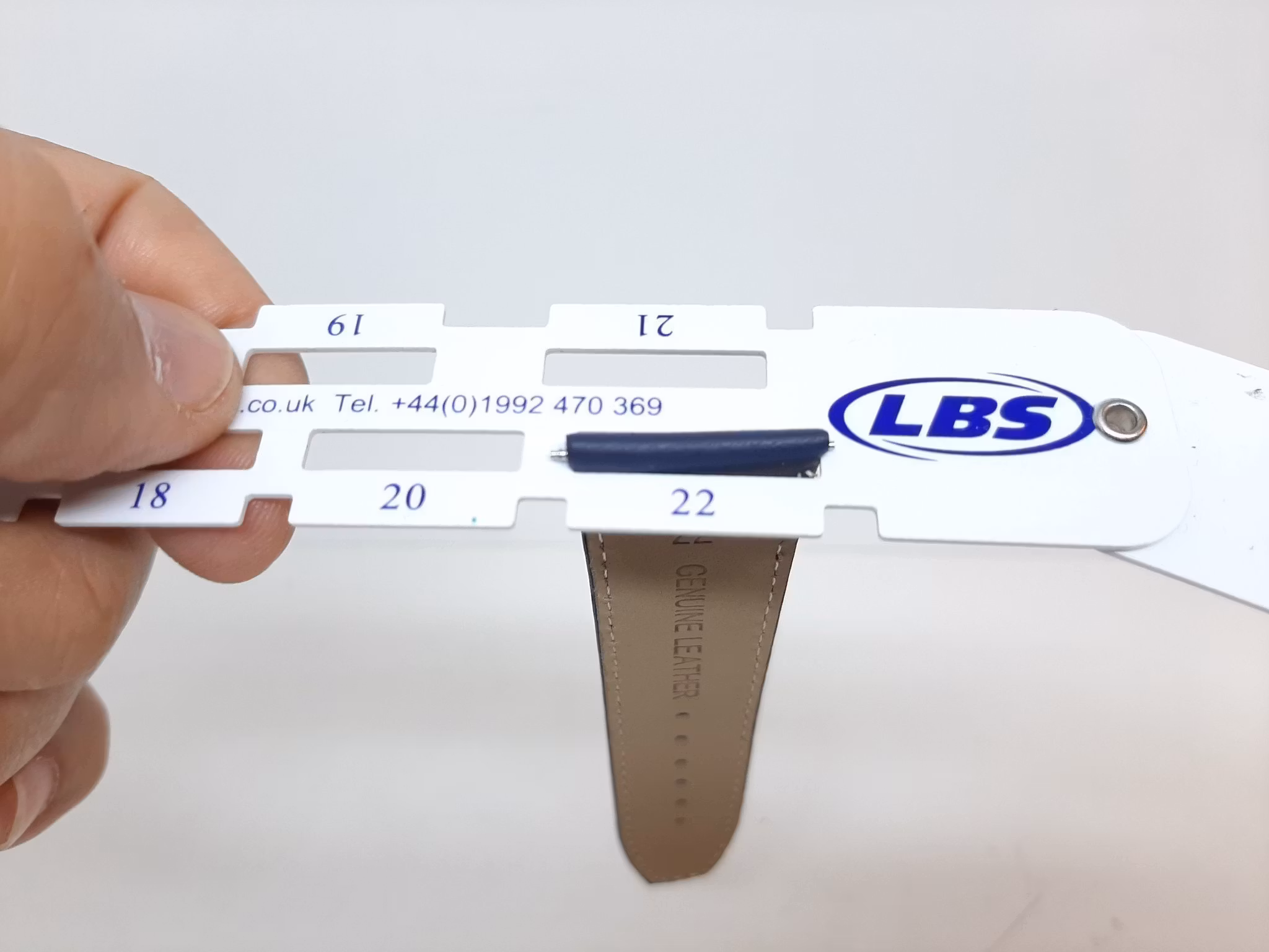 Armband MARINBLÅ KALVSKINN (22 mm)