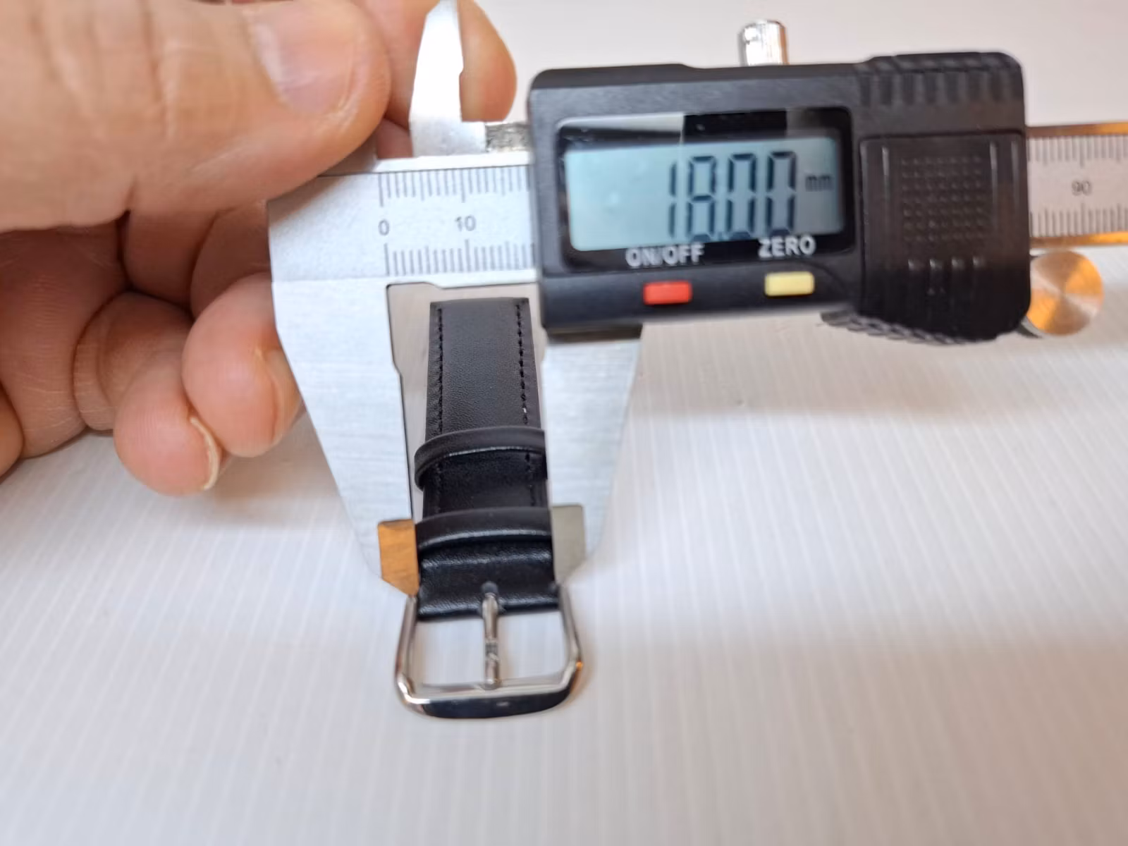 Armband SVART (19 mm) + tillbehör