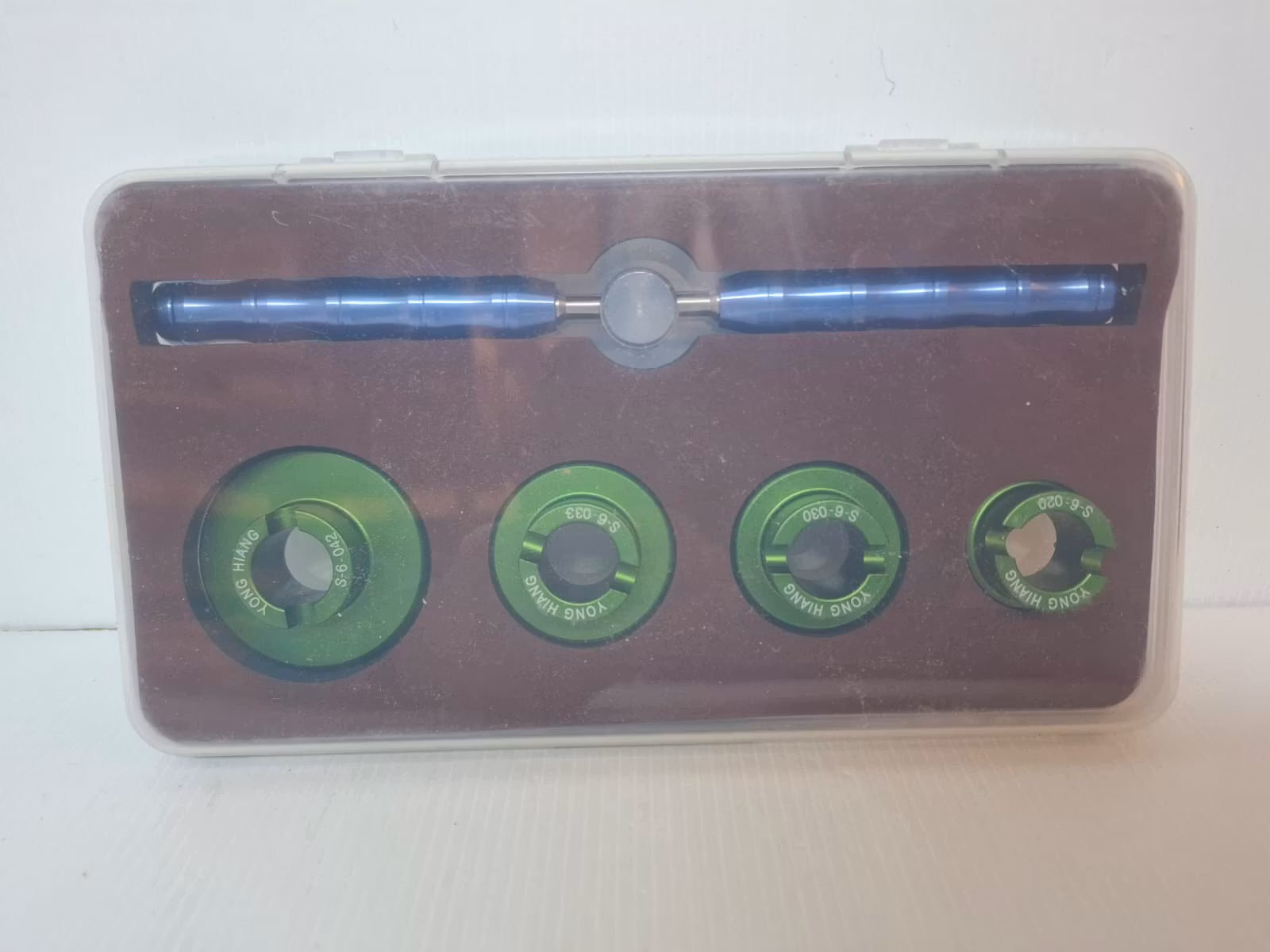 Boettöppnare "Omega" (4 storlekar)