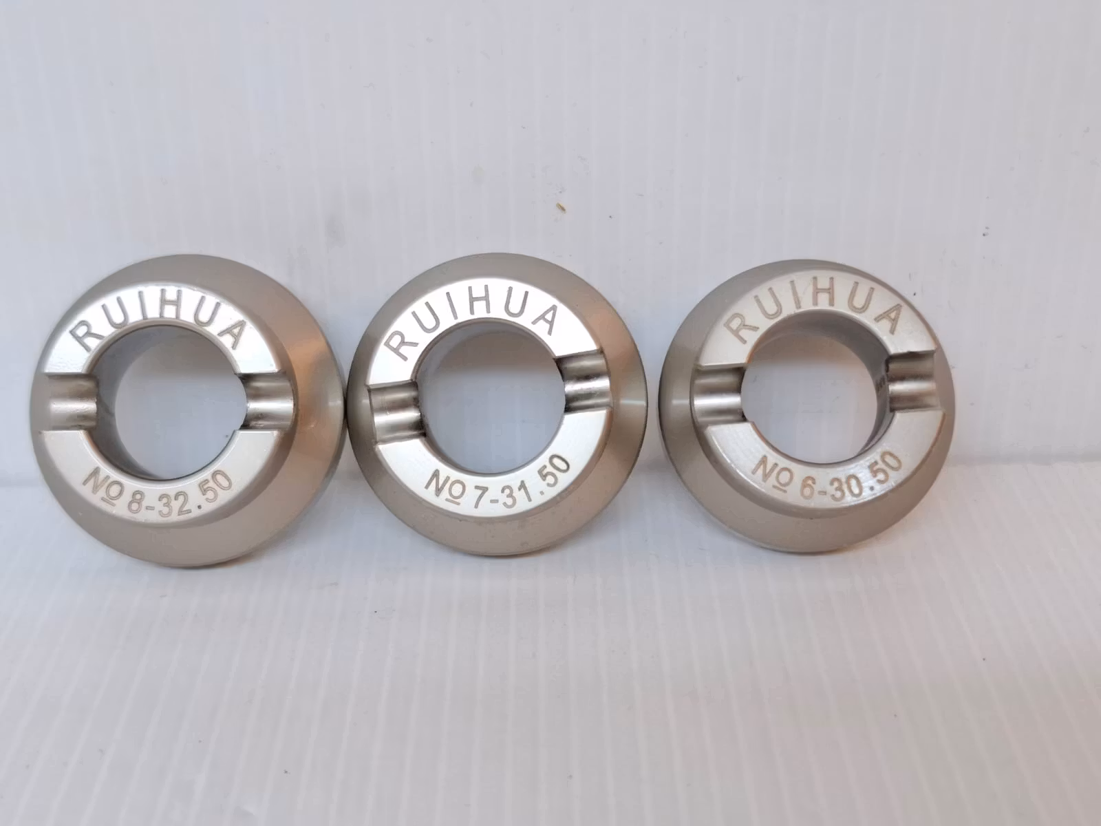 Boettöppnare "Rolex" (7 storlekar)