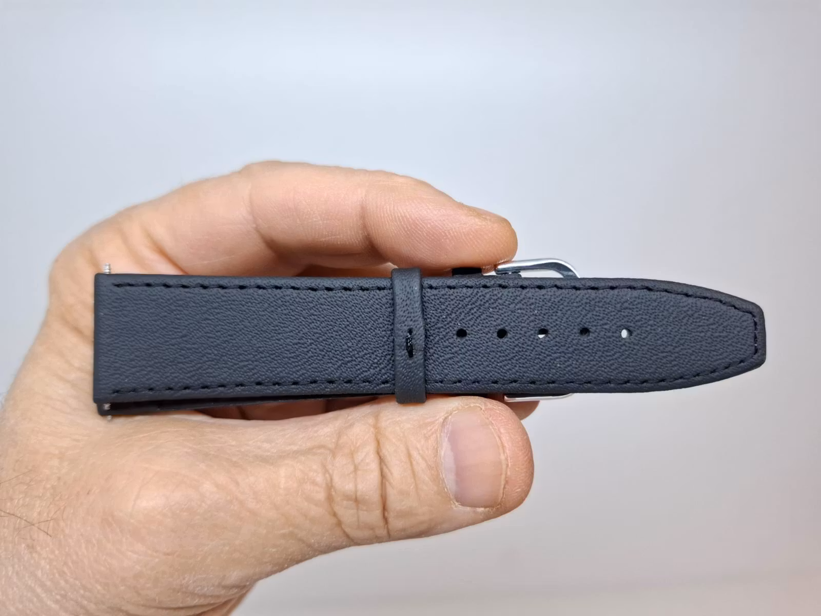 Armband SVART KALVSKINN (22 mm)