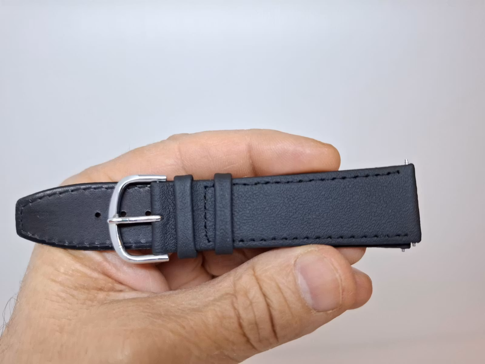 Armband SVART KALVSKINN (22 mm)