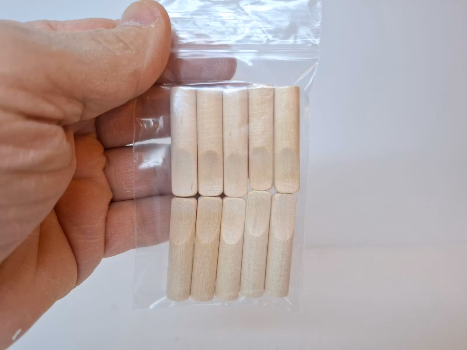 10 stycken Cigarettmunstycke TRÄ (3.5 cm)