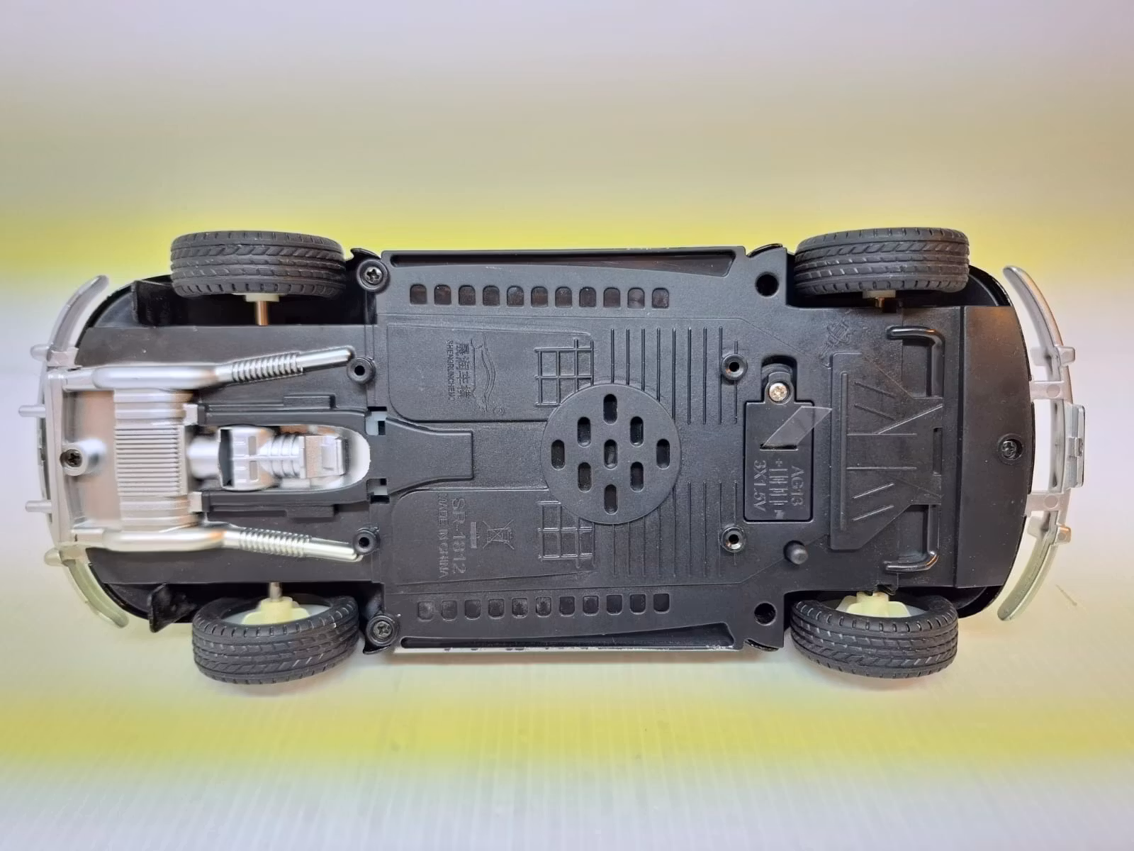Modellbil Volkswagen Beetle (VW) - Skala 1:18