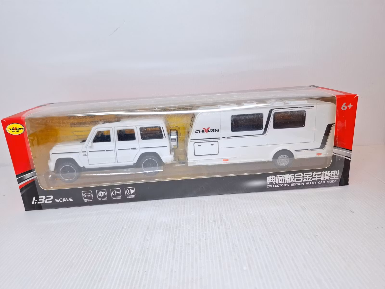 Modellbil + Husvagn (Skala 1:32) Diecast