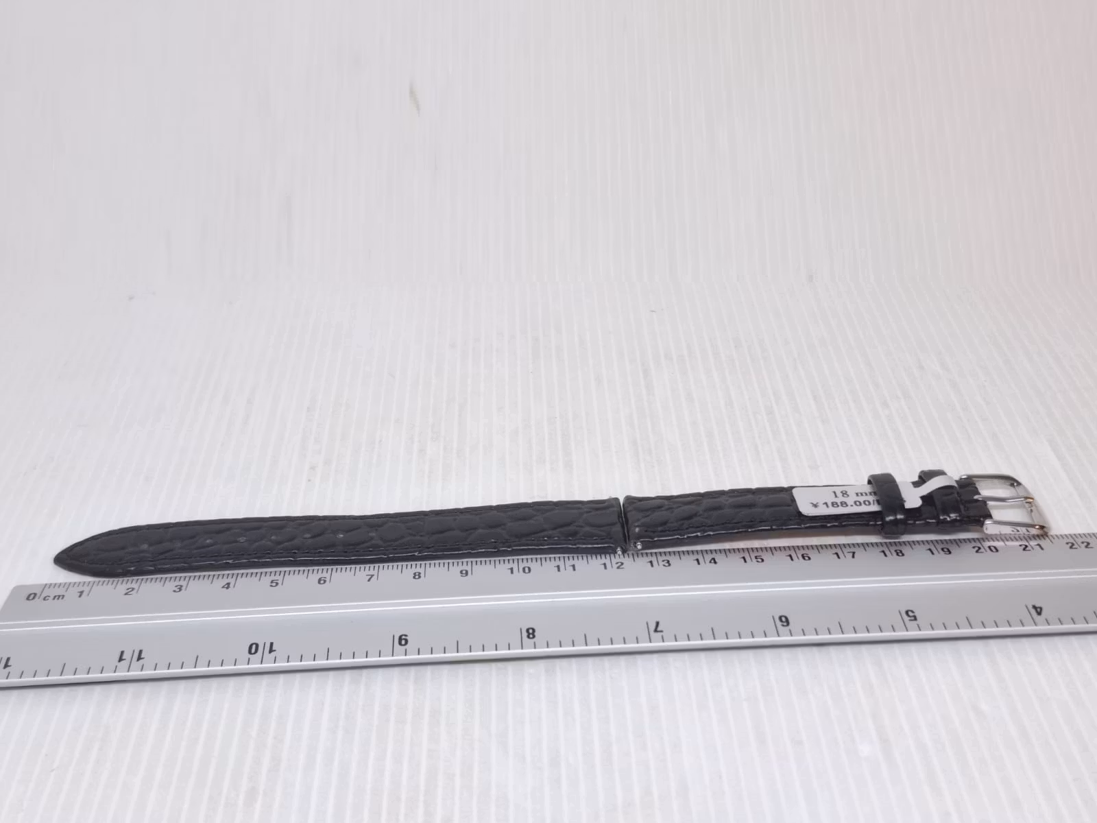 Armband SVART "KROKODIL" (18 mm)