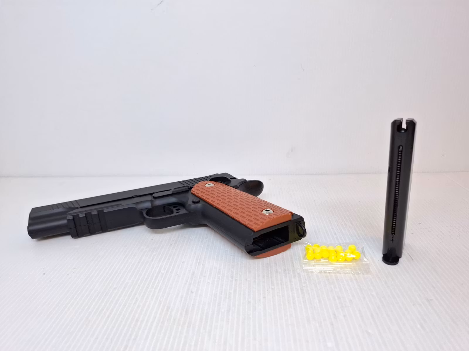 Soft Air Gun Metall (Air Soft Pistol)