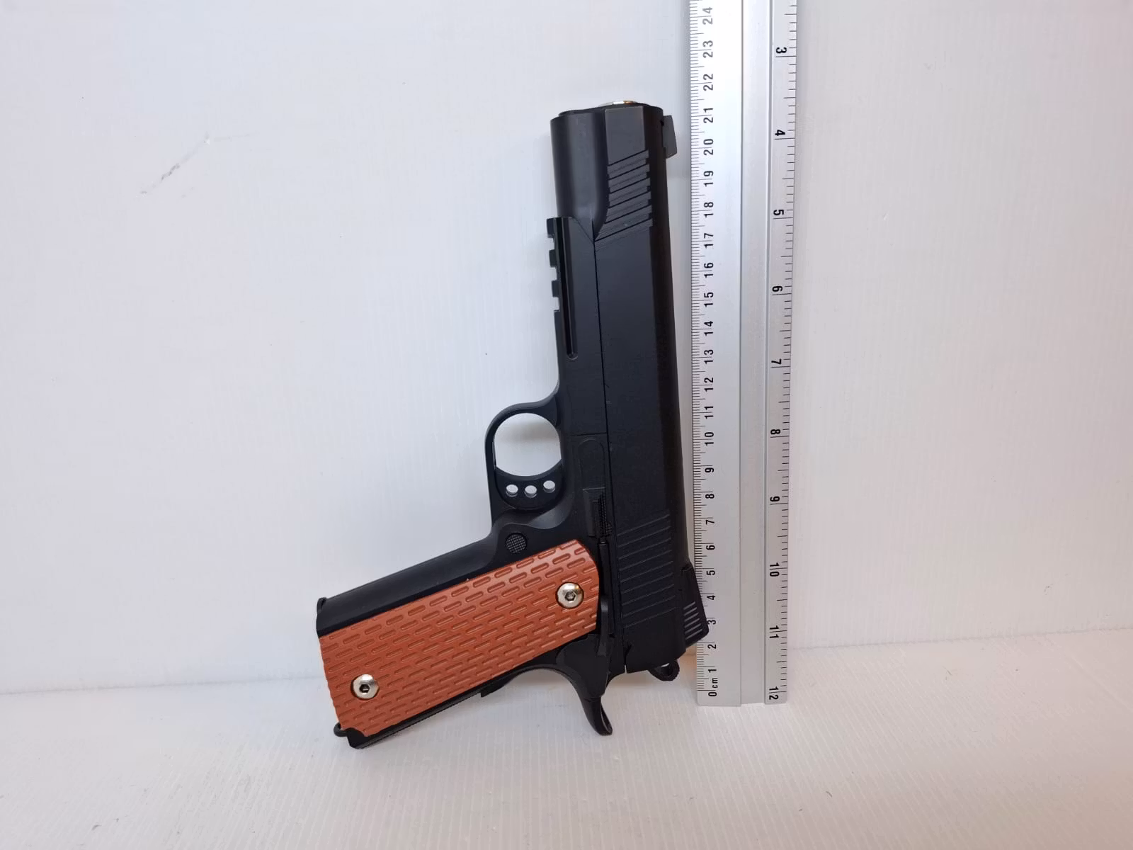 Soft Air Gun Metall (Air Soft Pistol)