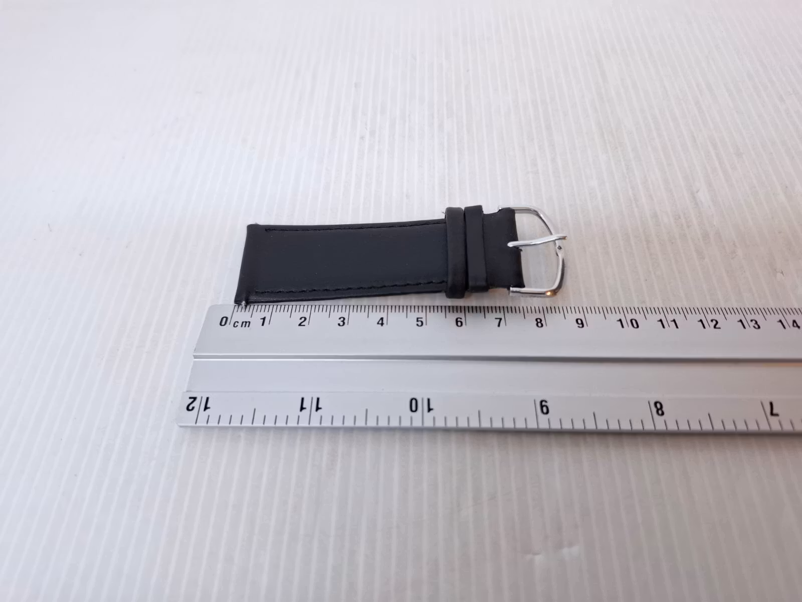 2st: Armband BRUN/SVART KALVSKINN (26 mm)