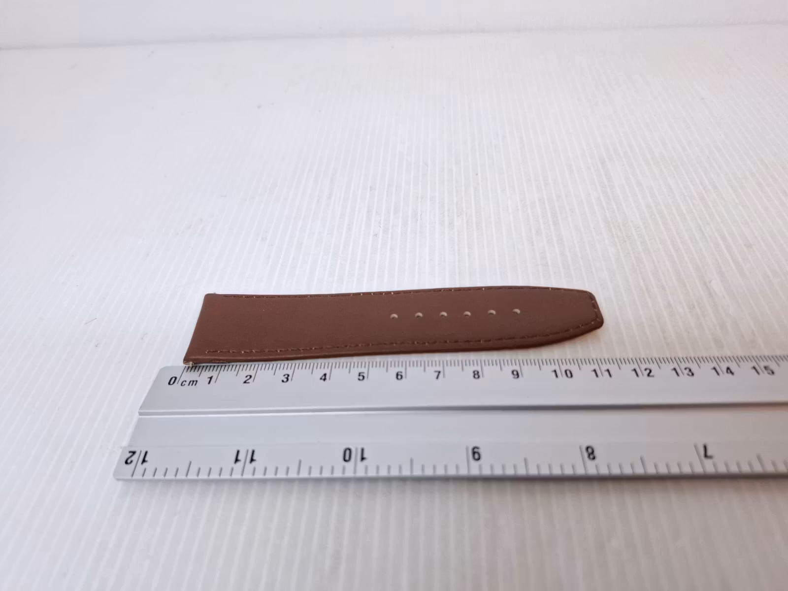 2st: Armband BRUN/SVART KALVSKINN (26 mm)
