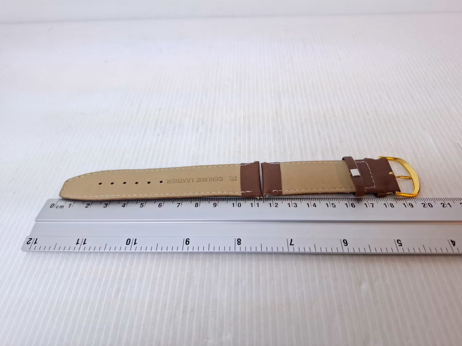 2st: Armband BRUN/SVART KALVSKINN (26 mm)