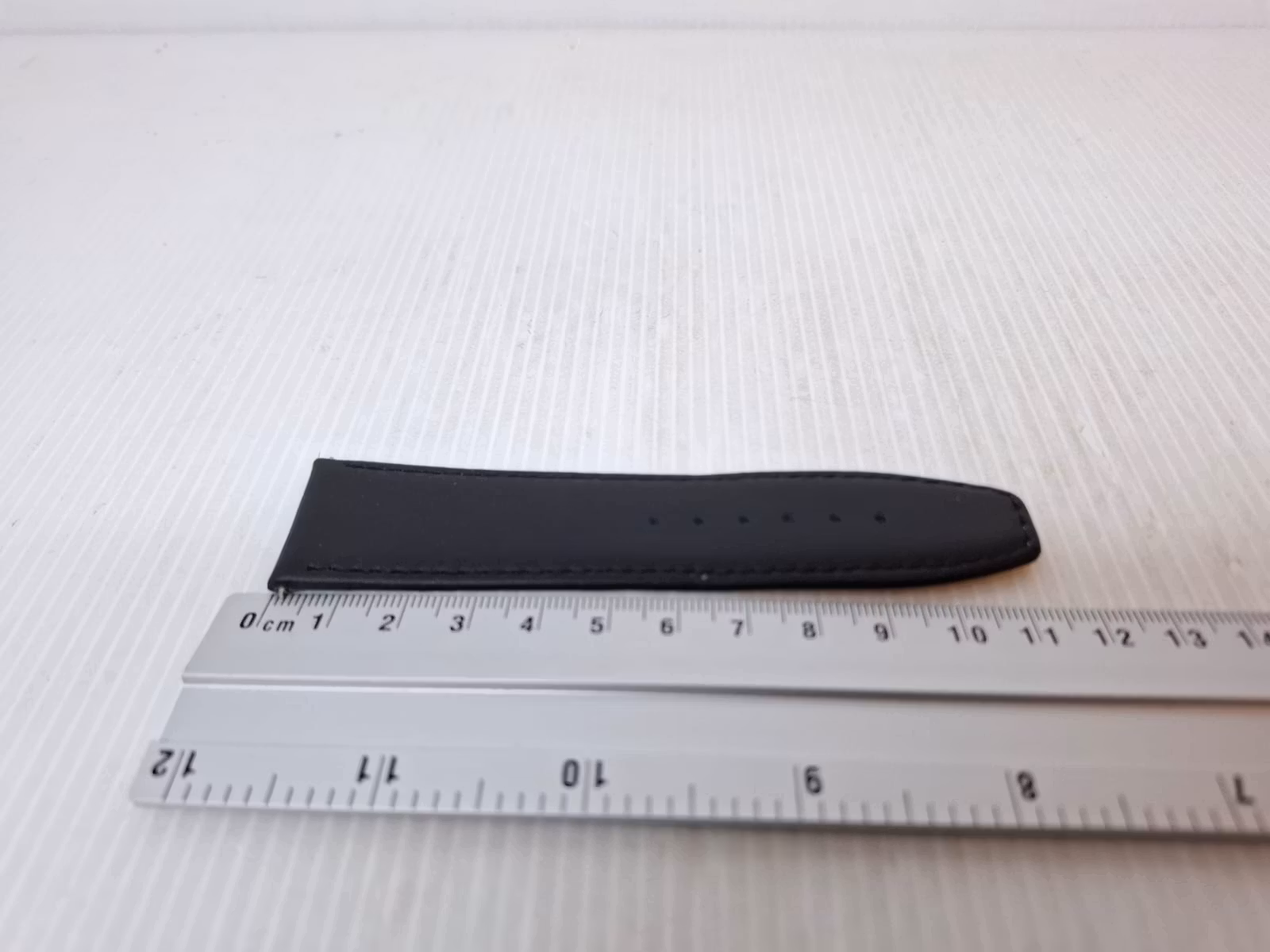 2st: Armband BRUN/SVART KALVSKINN (26 mm)
