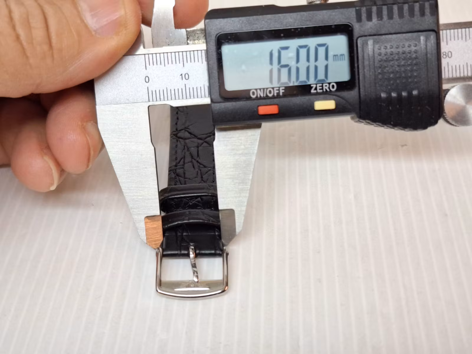 Armband LONGINES KALVSKINN "KROKODIL" (18 mm)