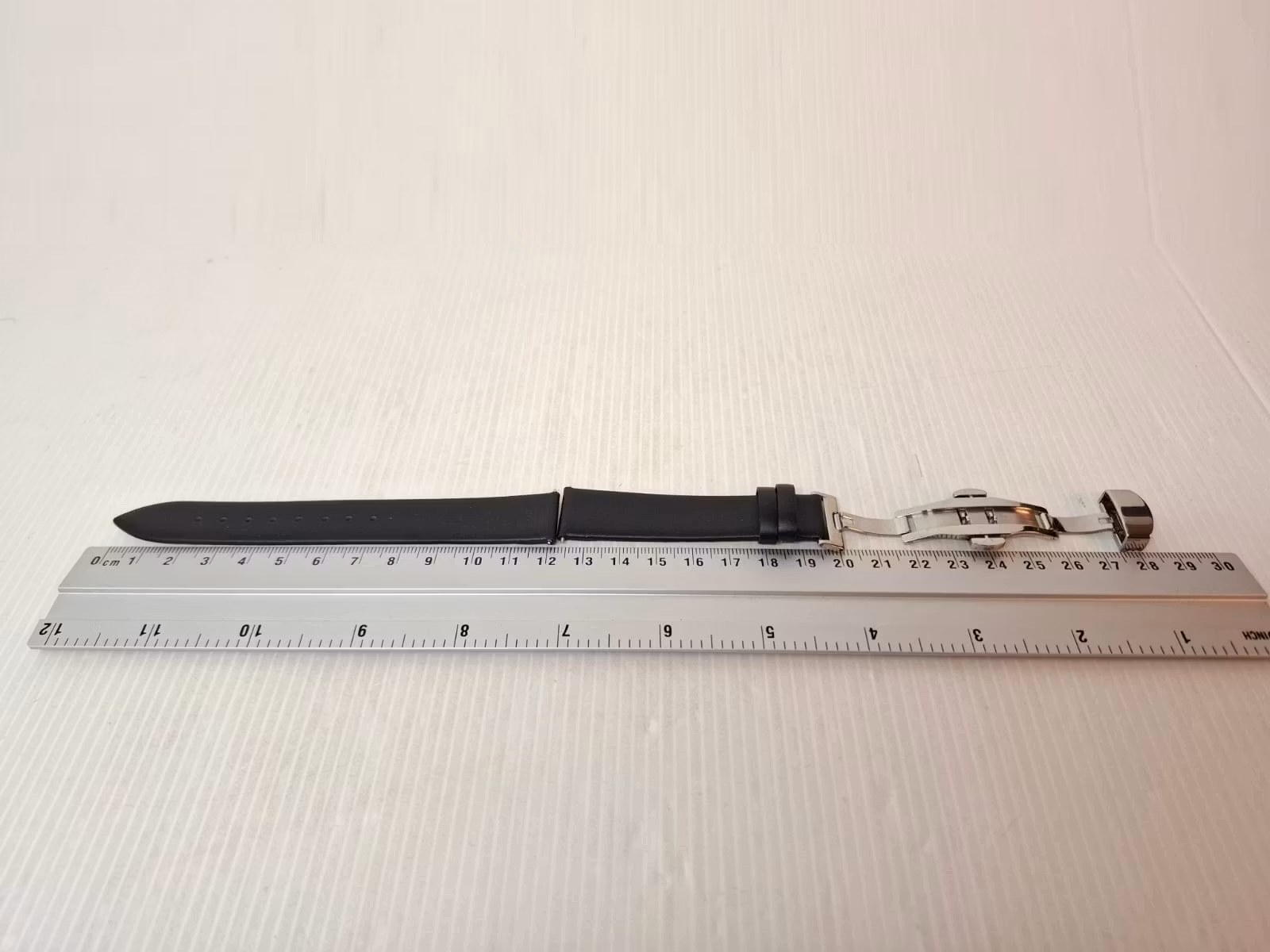 Armband SVART "METALL" (18 mm)