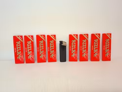 Rizla Röd Kingsize Slim rullpapper (8 förpackningar)