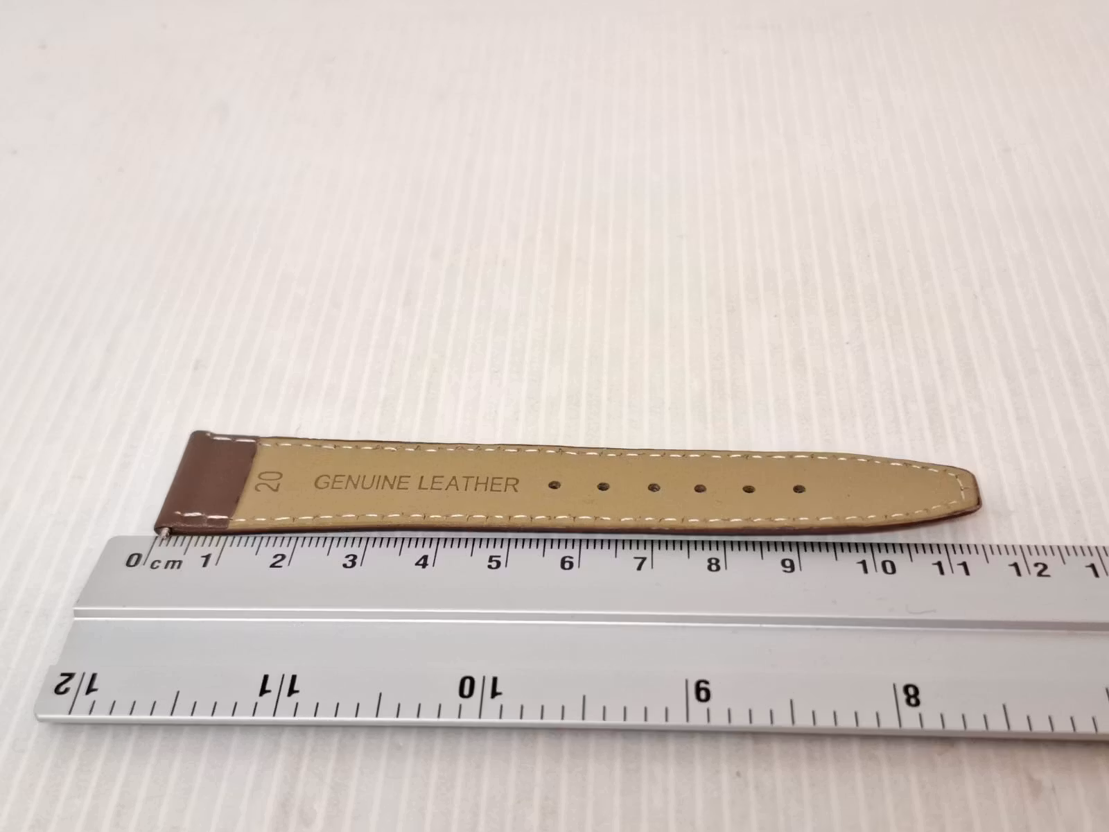 Armband BRUN KALVSKINN (20 mm)