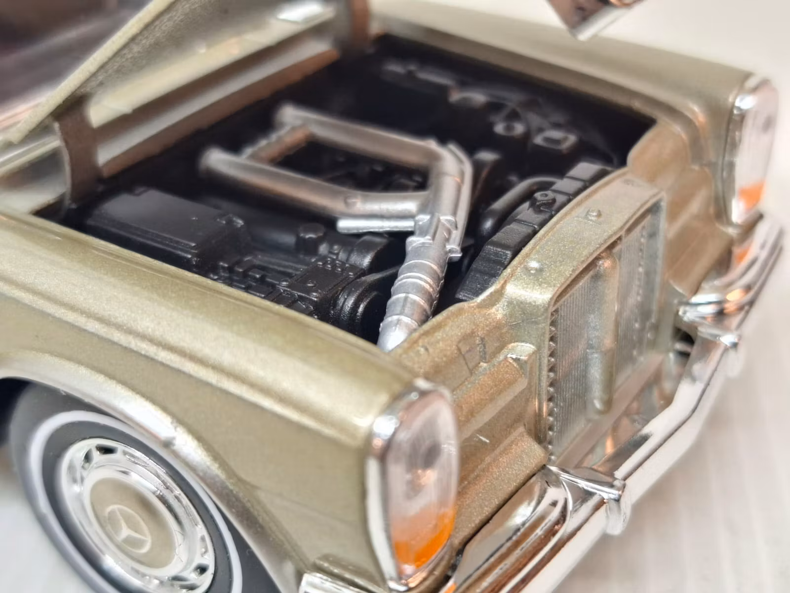 Modellbil Mercedes-Benz 600 1963 - Skala 1:24
