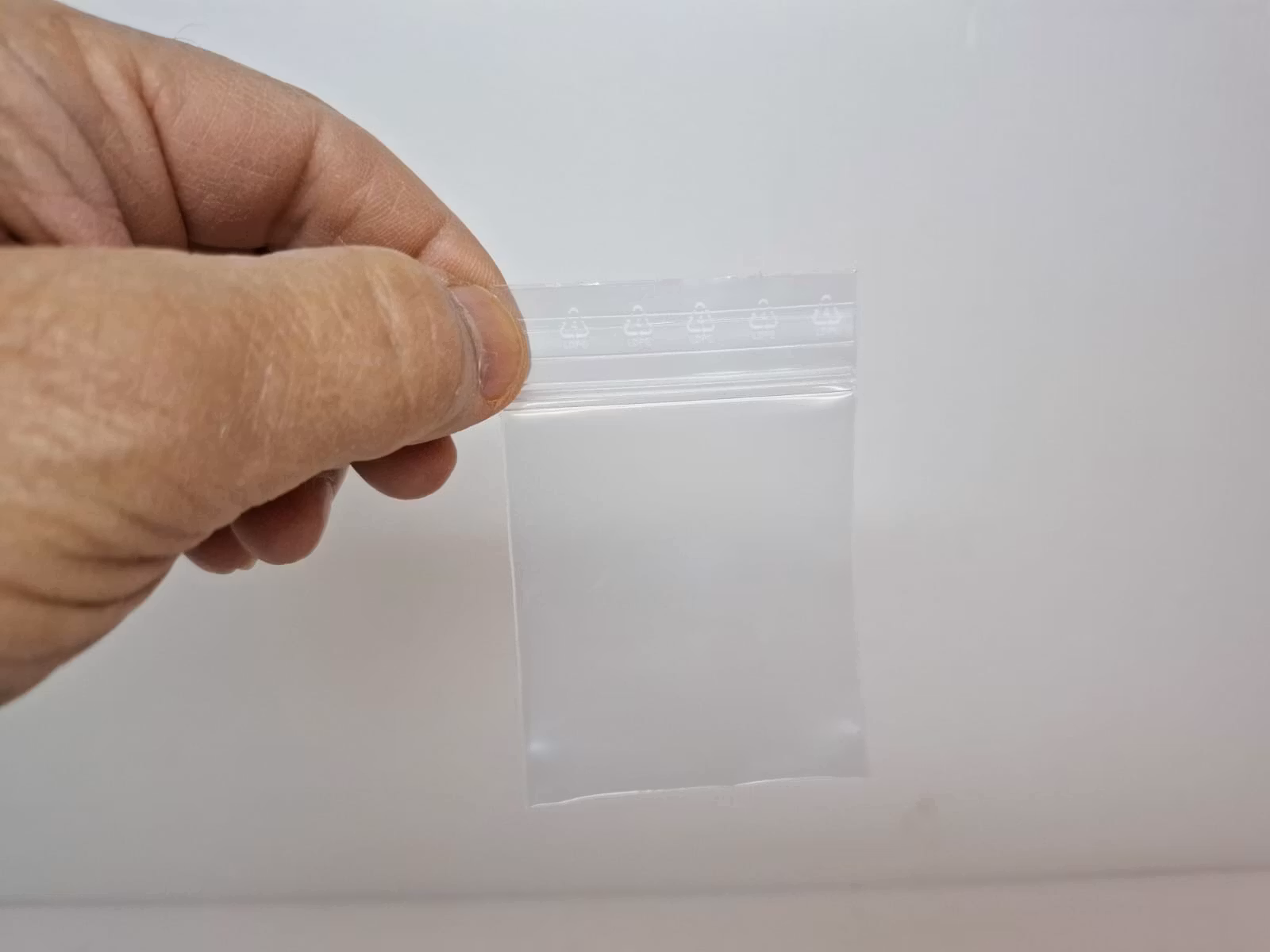 DISPLAY: Blixtlåspåsar / Zippåsar: 55x65 mm TJOCK (0.090mm)