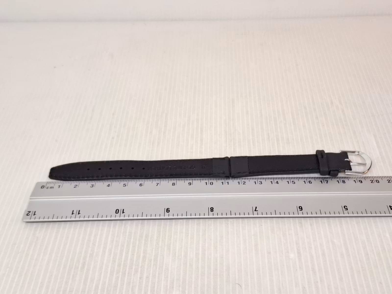 Armband SVART (18 mm) + tillbehör