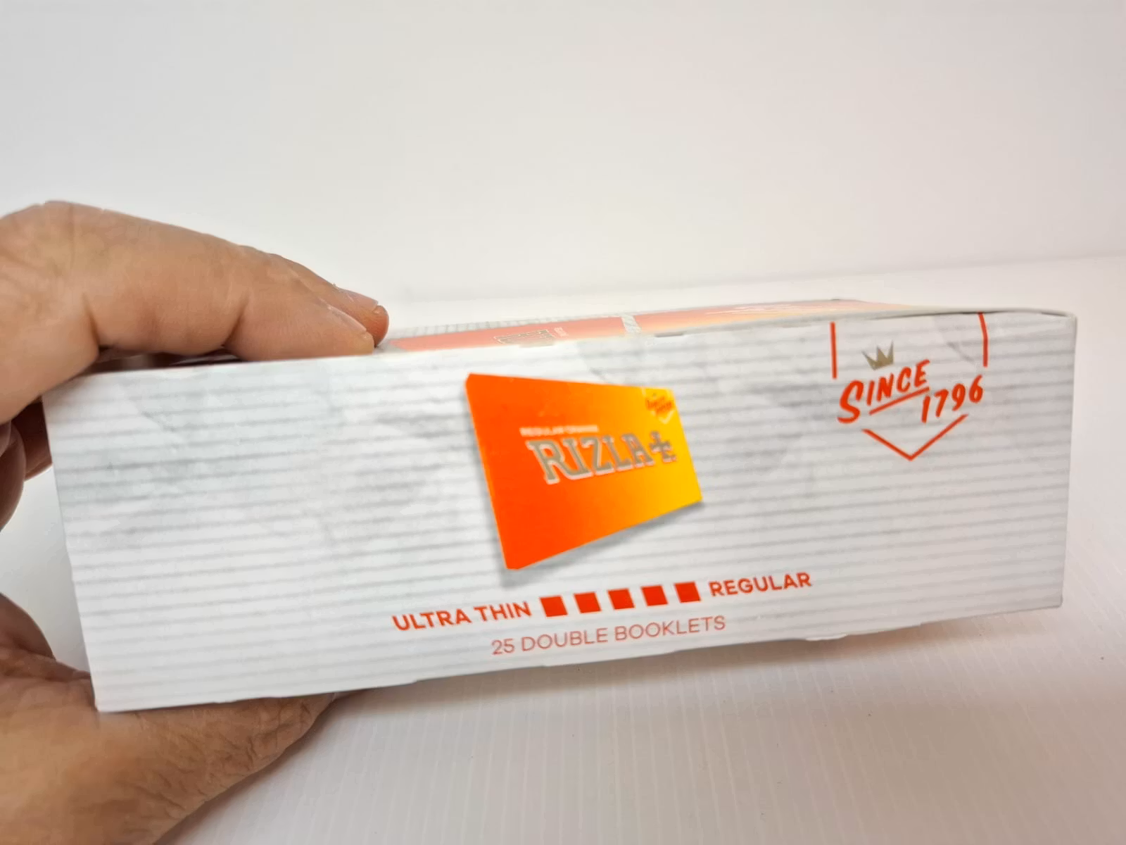 DISPLAY: Rizla Ultra Thin Mini Dubbel