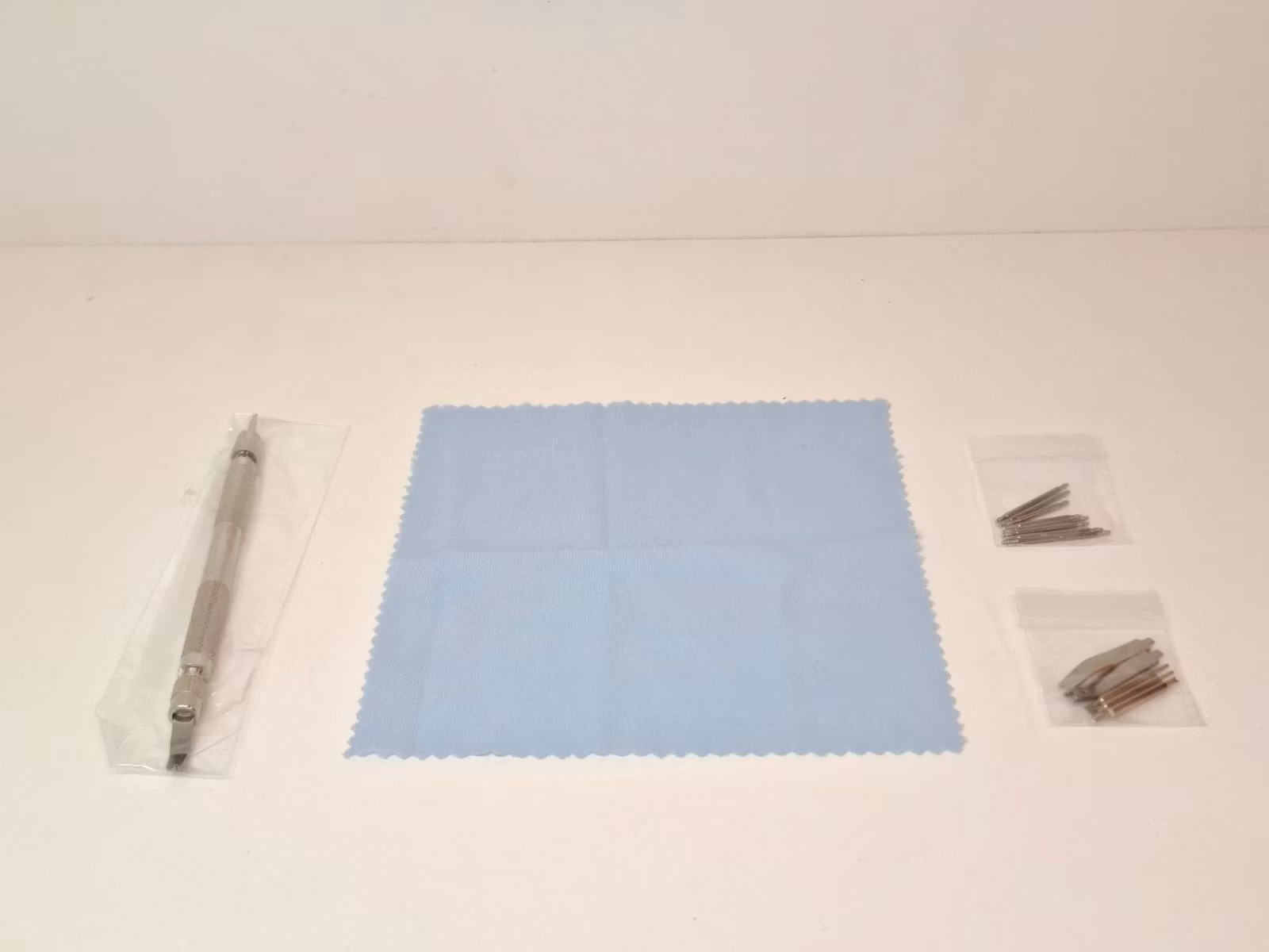 Bandstiftsverktyg + tillbehör (Verktyg för byte av klockarmband)