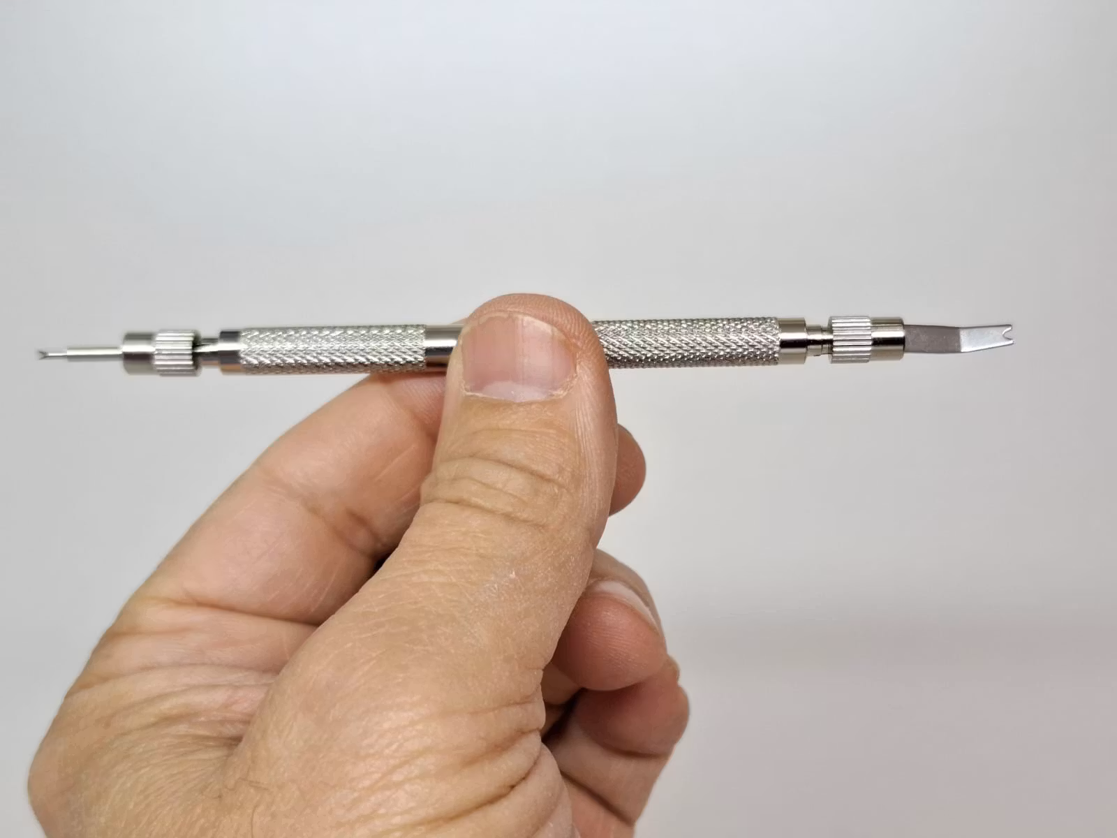 Bandstiftsverktyg + tillbehör (Verktyg för byte av klockarmband)