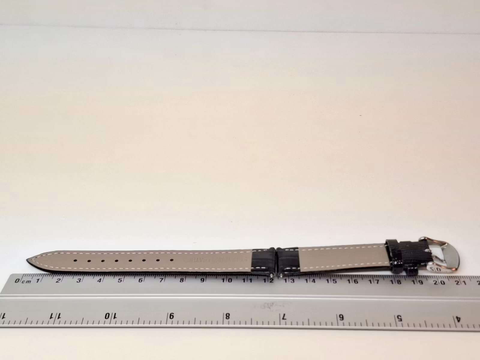 Armband SVART "Glansig" (18 mm)