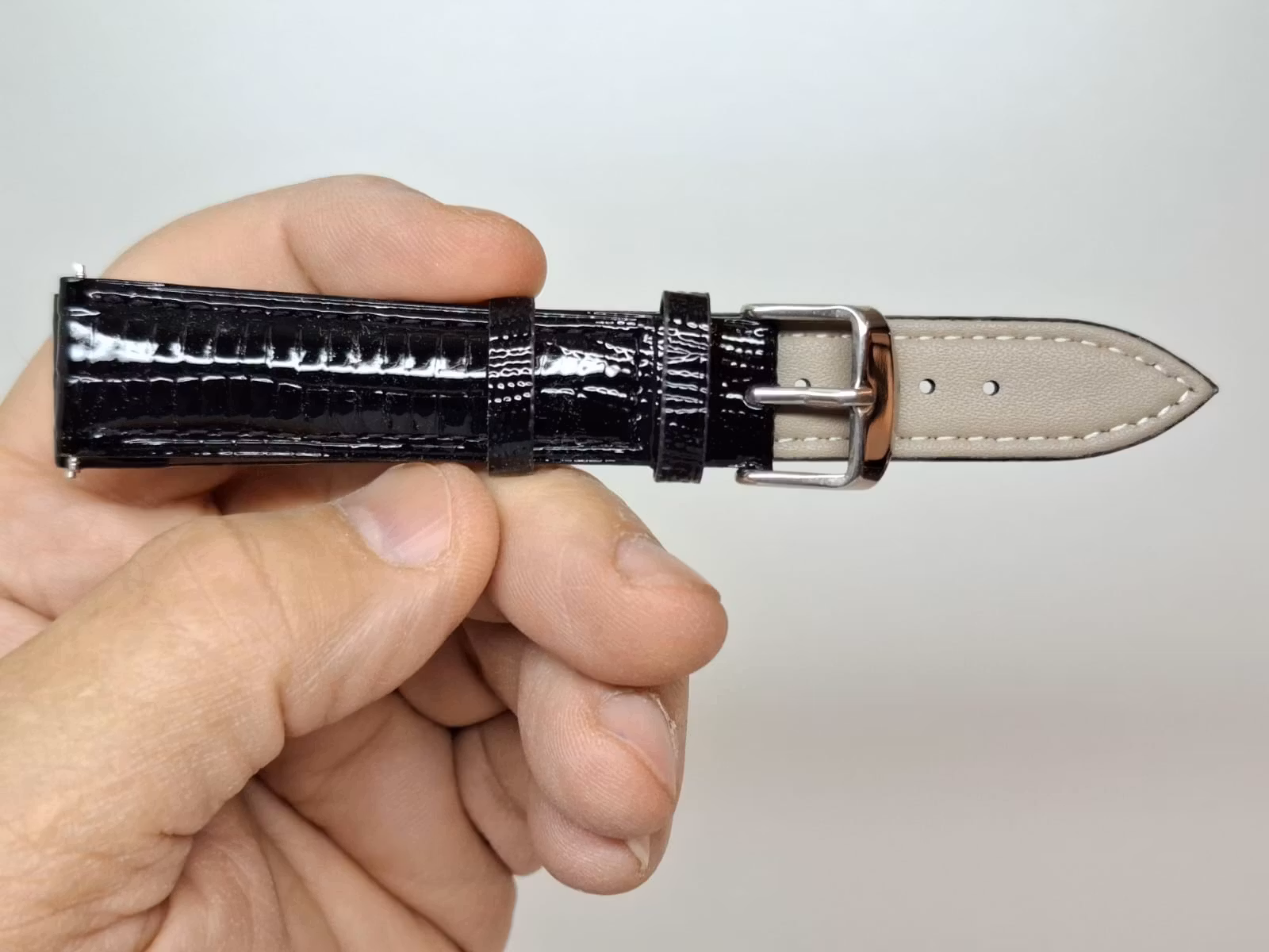 Armband SVART "Glansig" (18 mm)