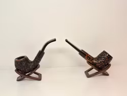 2 stycken Angelo pipor (rak + böjd) + Pipställ