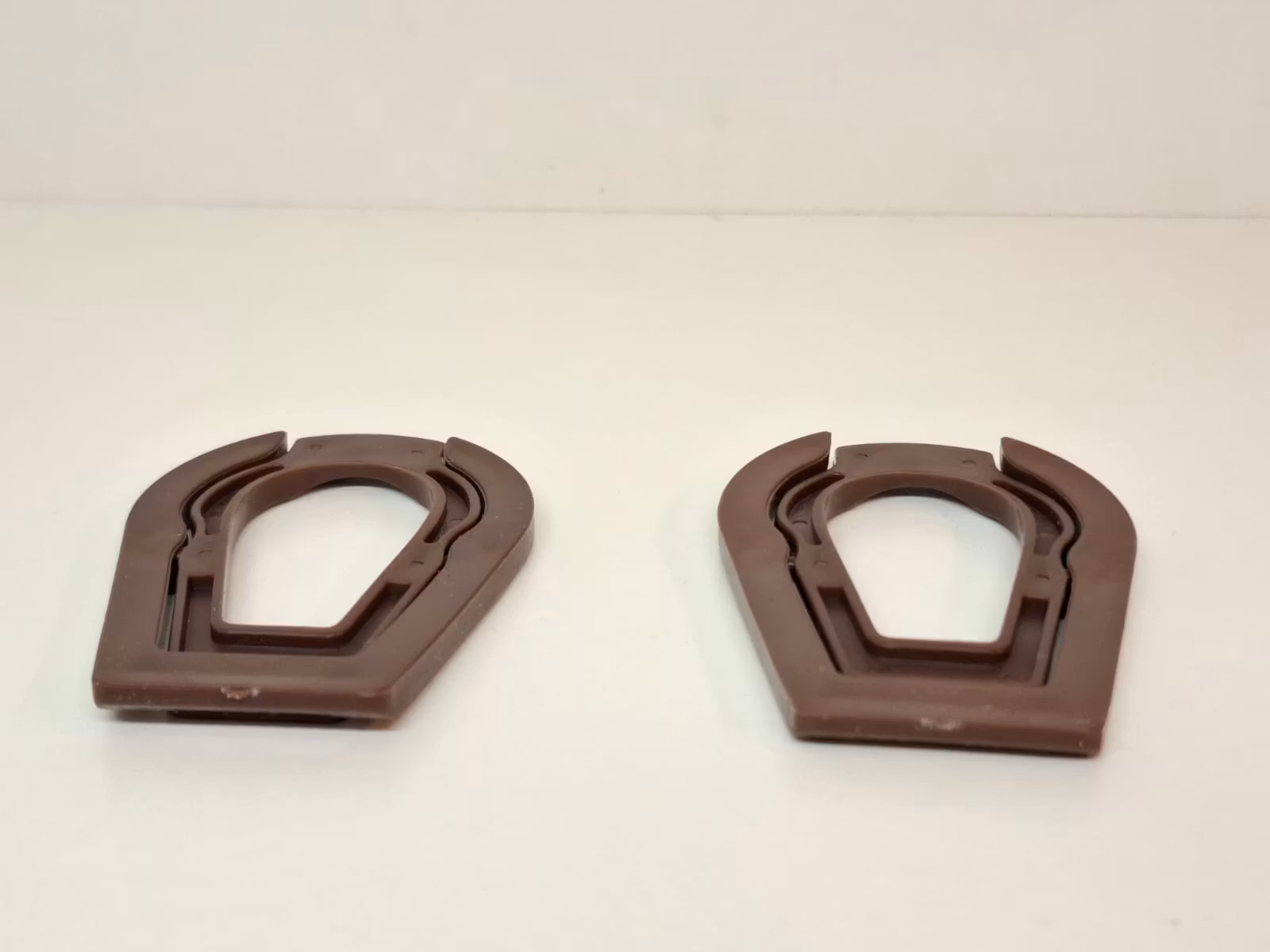 2 stycken Angelo pipor (rak + böjd) + Pipställ