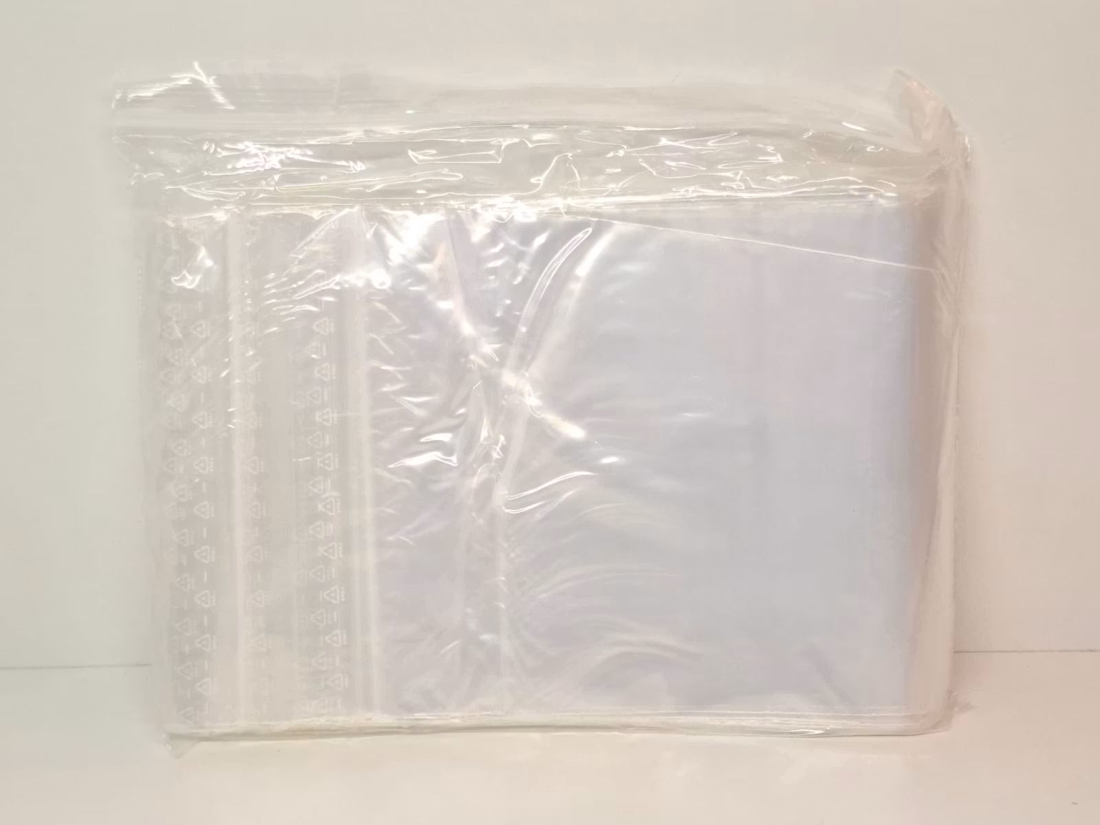 DISPLAY: Blixtlåspåsar / Zippåsar: 150x180 mm