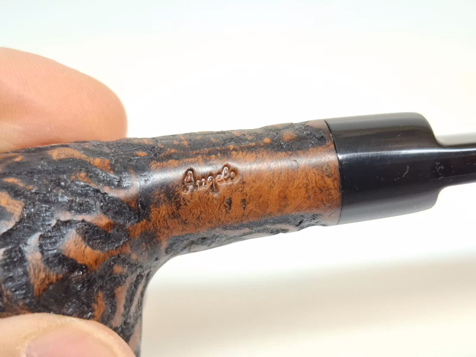 2 stycken Angelo pipor (rak + halvböjd) + Pipställ