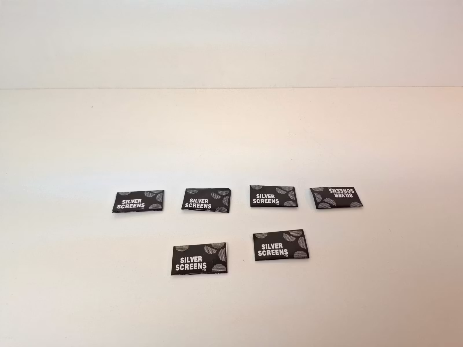 Display: 6 stycken SZABO pipor + tillbehör