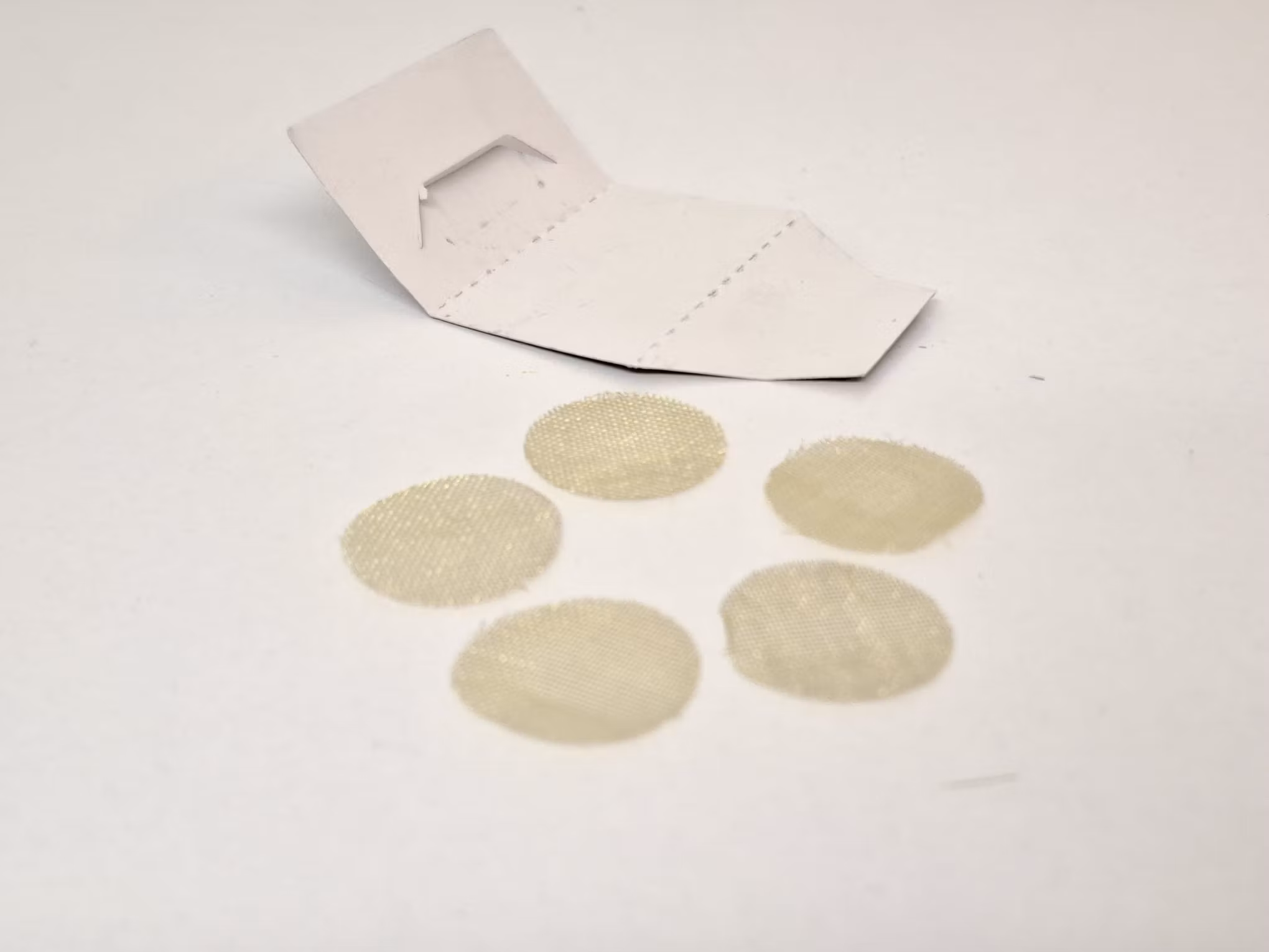 15 stycken pack nät MÄSSING (20 mm)