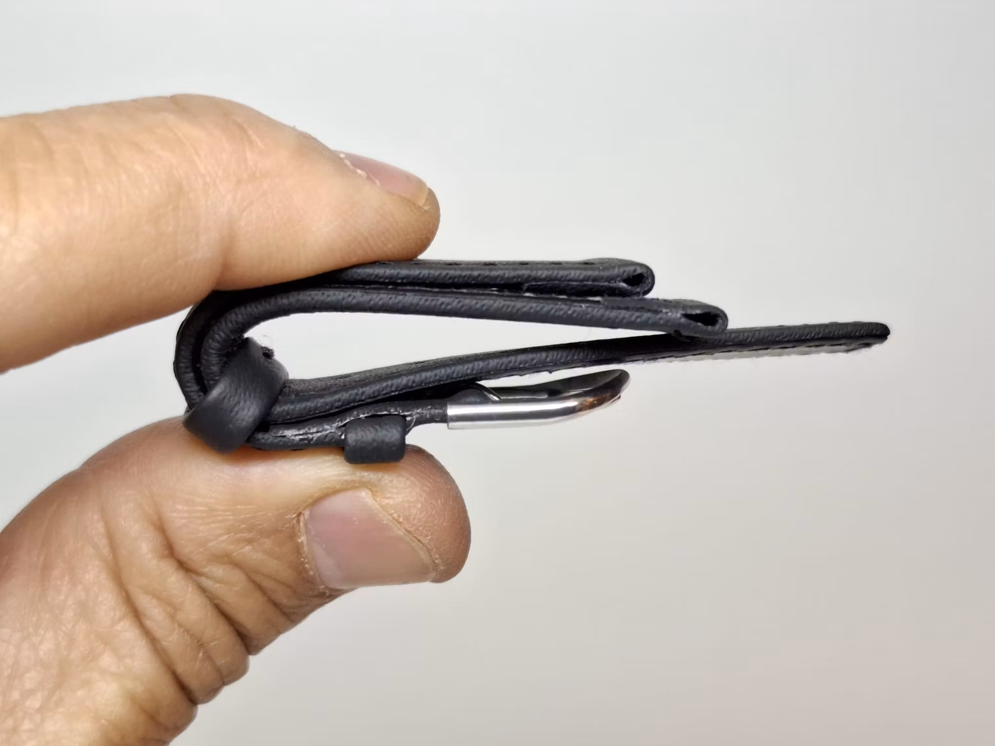 Armband (KALVSKINN) - SVART (18mm)