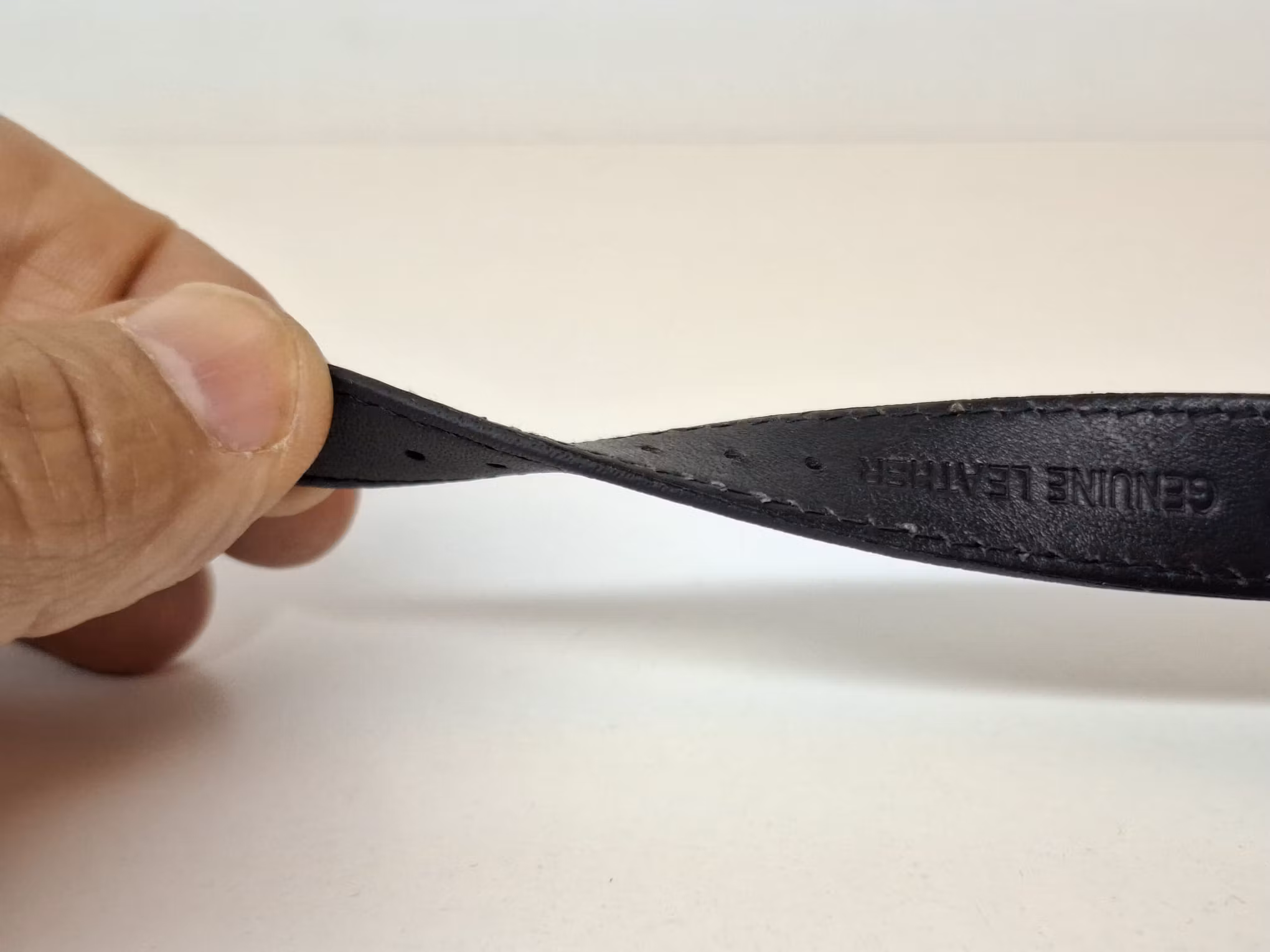 Armband (KALVSKINN) - SVART (18mm)