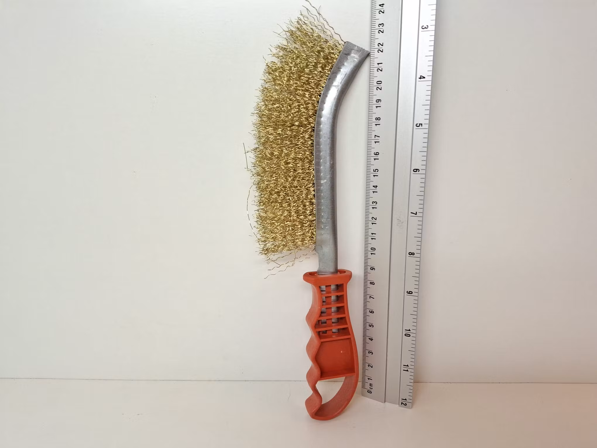 Filset med 16 stycken filar + 2 stålborstar (fil verktyg)