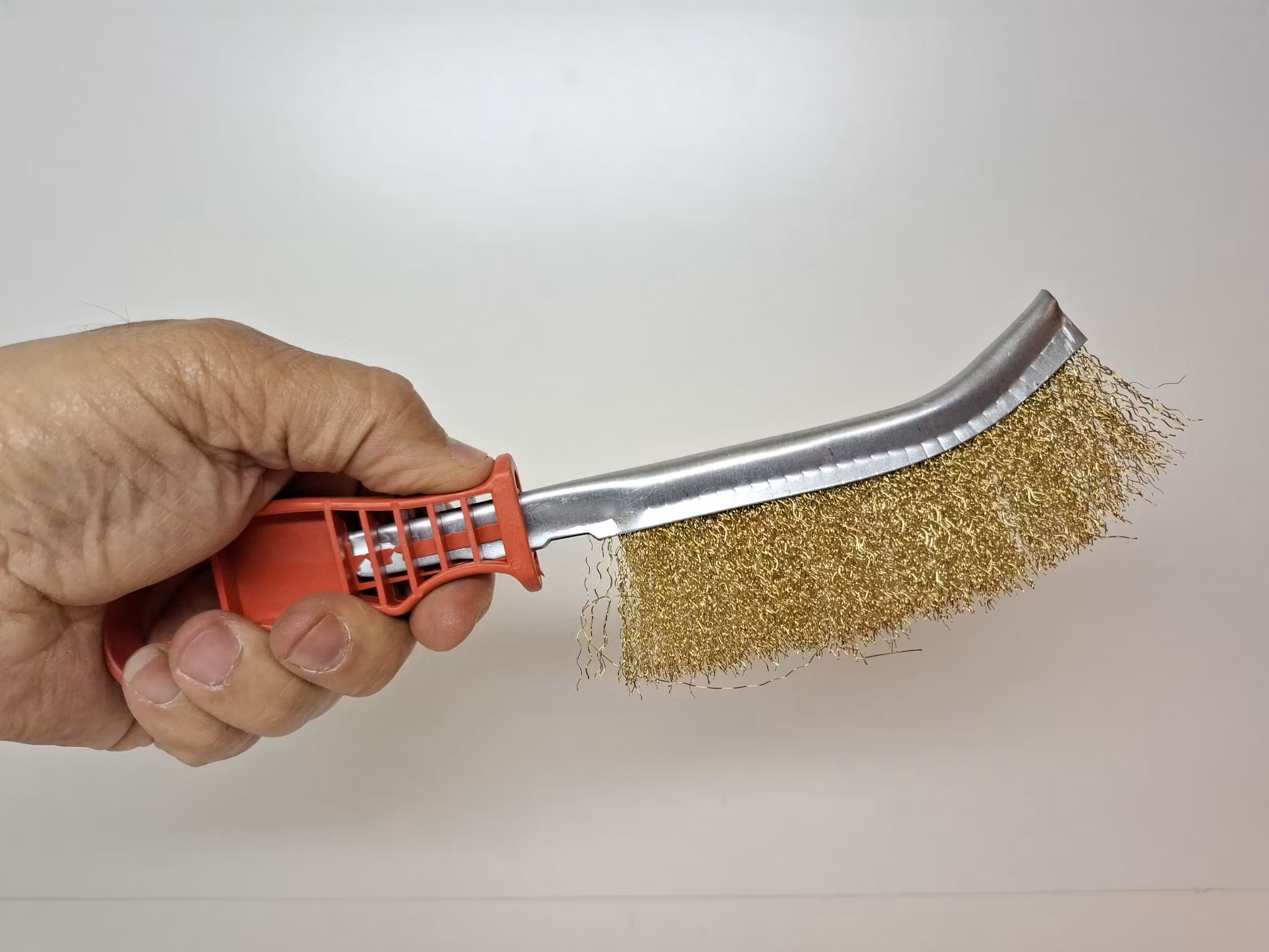 Filset med 16 stycken filar + 2 stålborstar (fil verktyg)