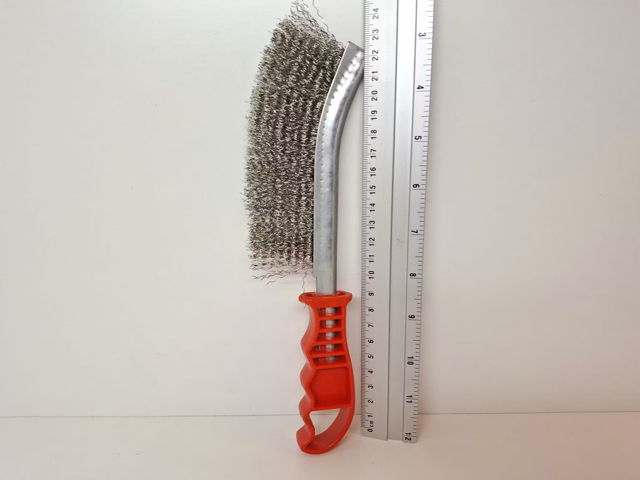 Filset med 16 stycken filar + 2 stålborstar (fil verktyg)