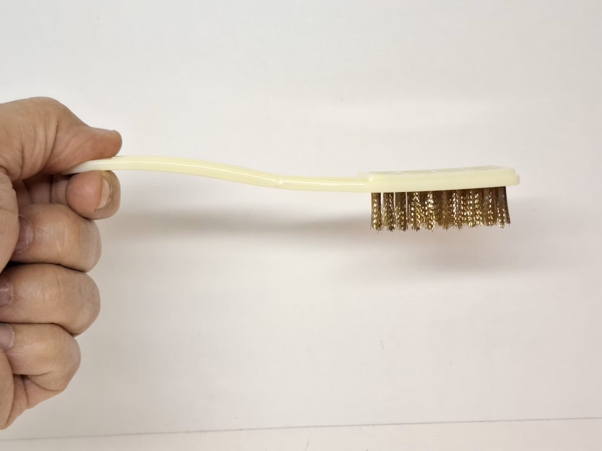 Filset med 16 stycken filar + 2 stålborstar (fil verktyg)