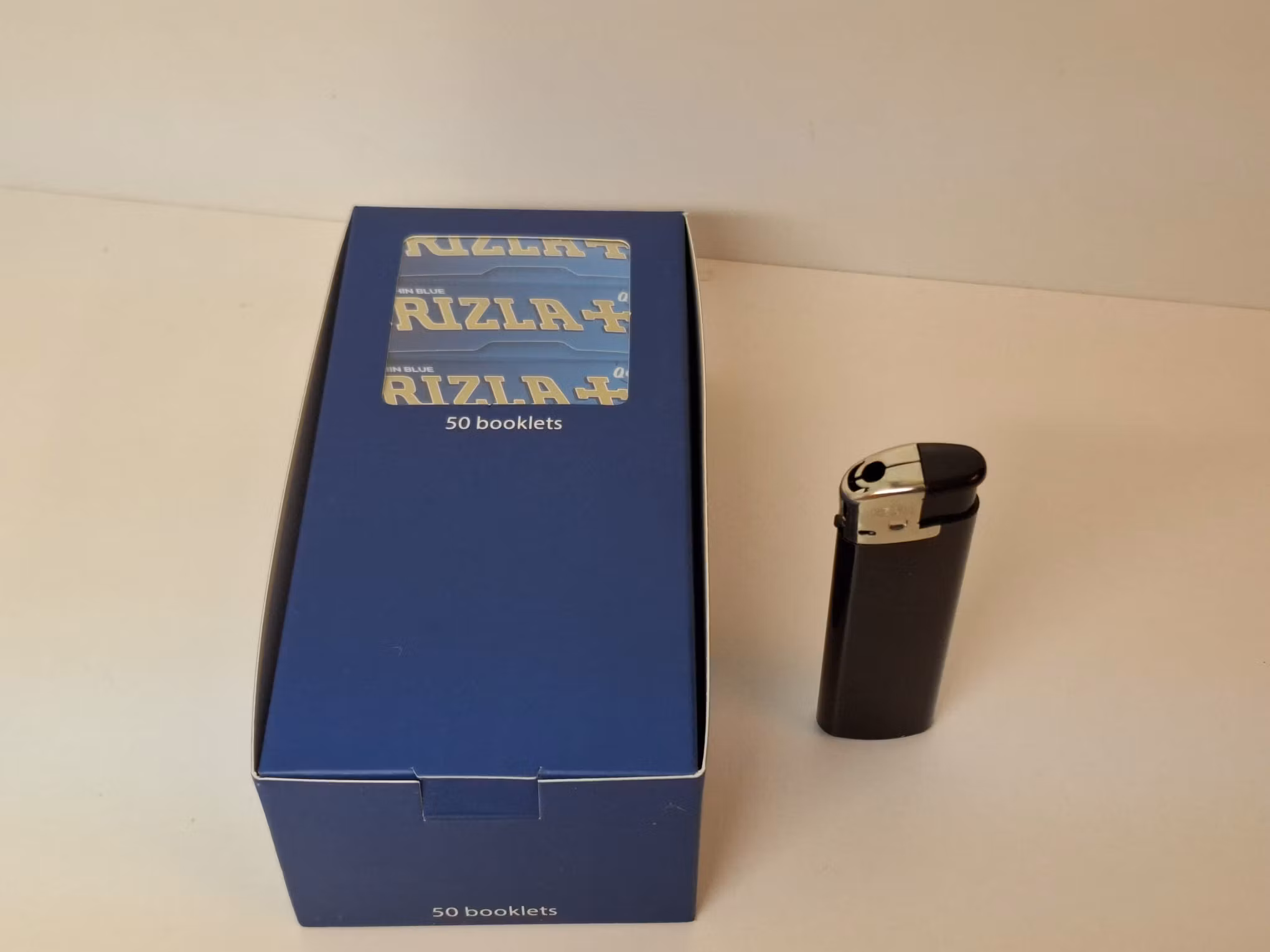 DISPLAY: Rizla Ljusblå Mini (50 st)