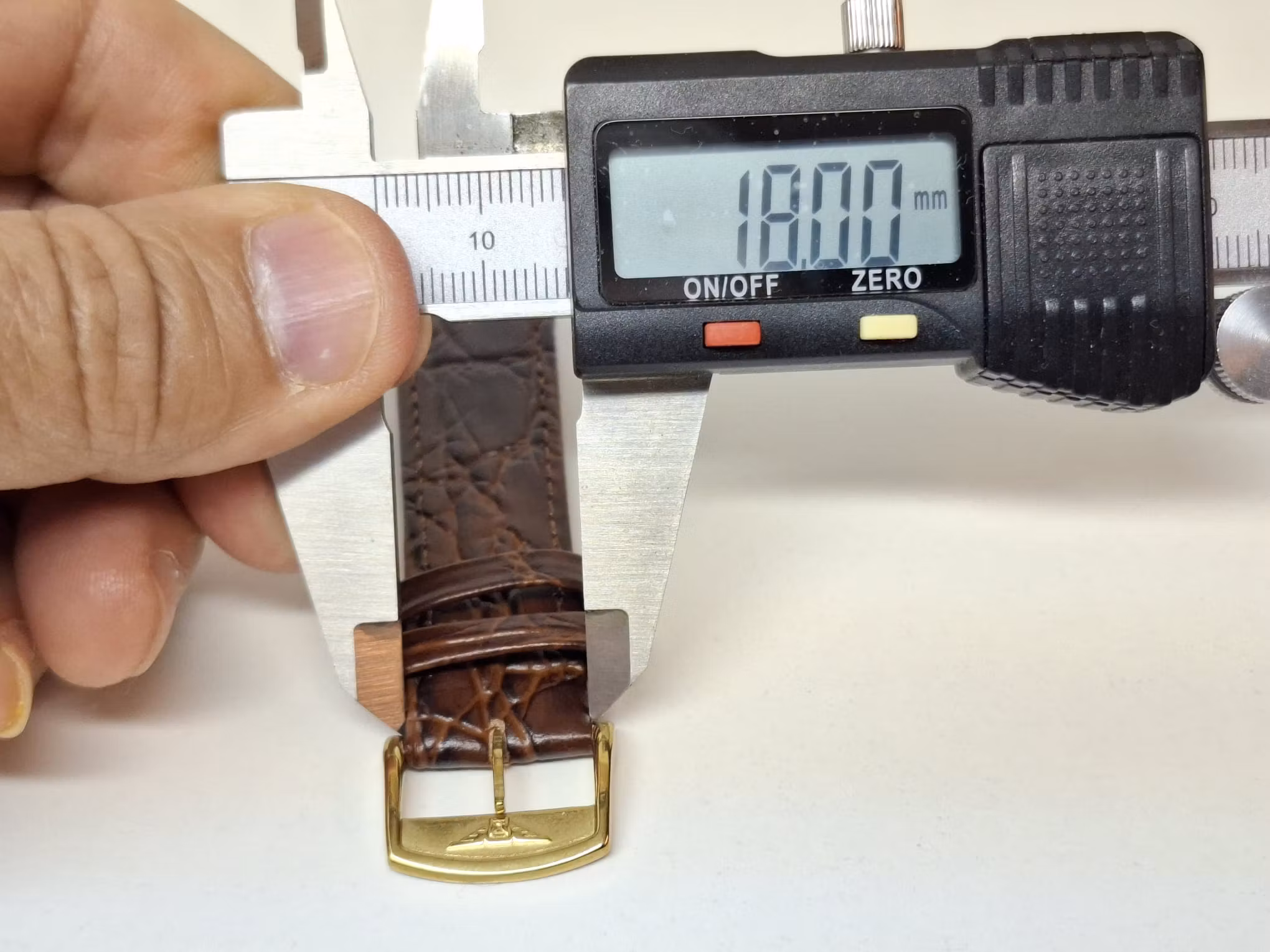 Armband LONGINES KALVSKINN "KROKODIL" (20 mm)