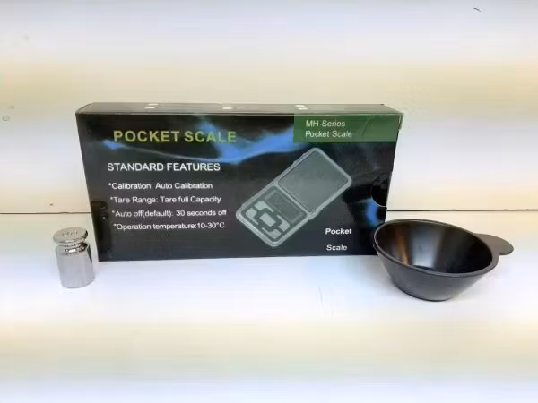 Digitalvåg (200 / 0.01 gram) + tillbehör