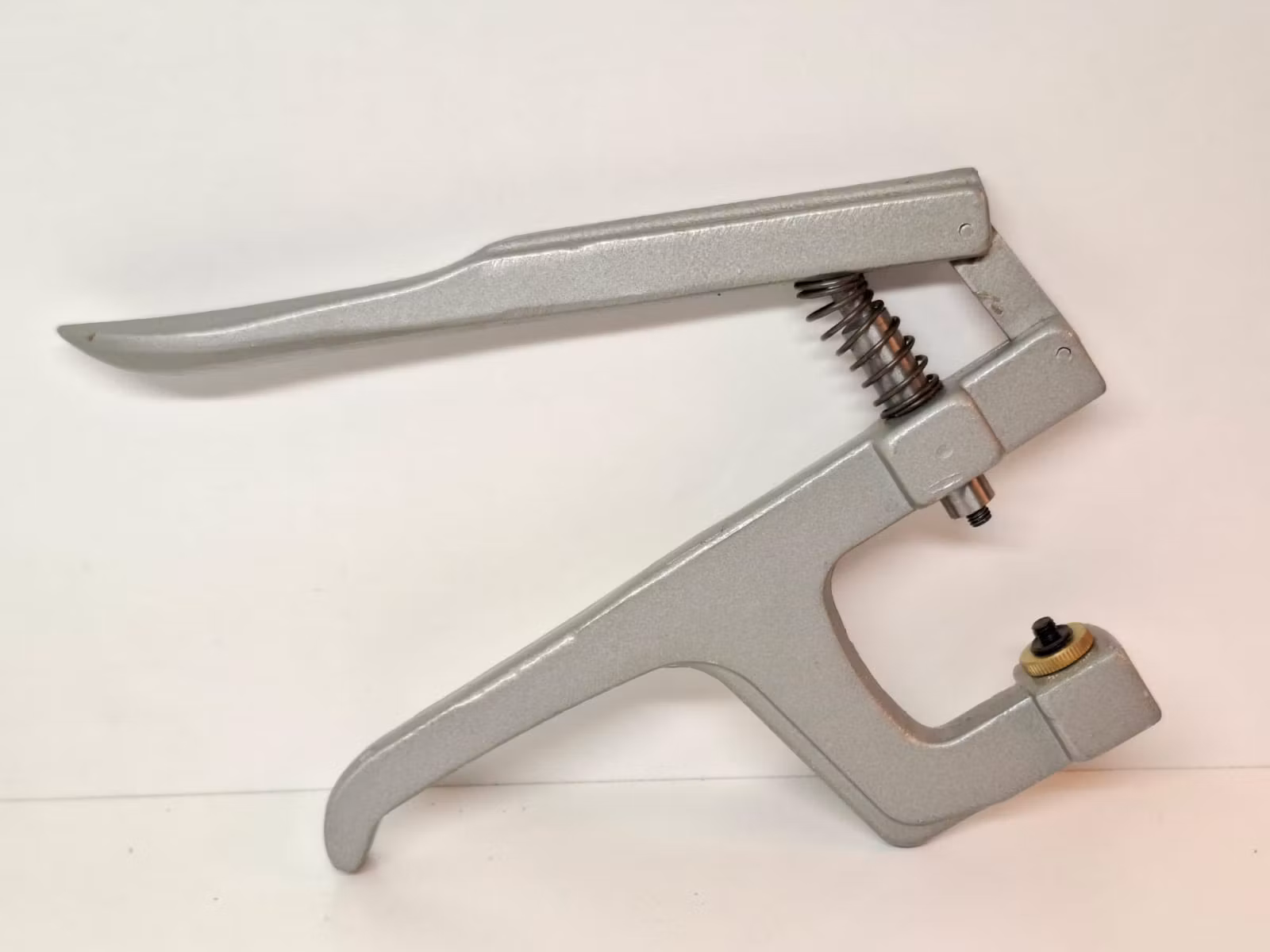 Boettpress (Handpress) + Pressplattor (11st) Klockverktyg / Urmakeriset